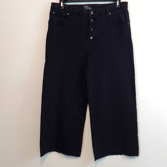 Time and Tru Denim - Time & Tru High Rise Crop Raw Hem Jean